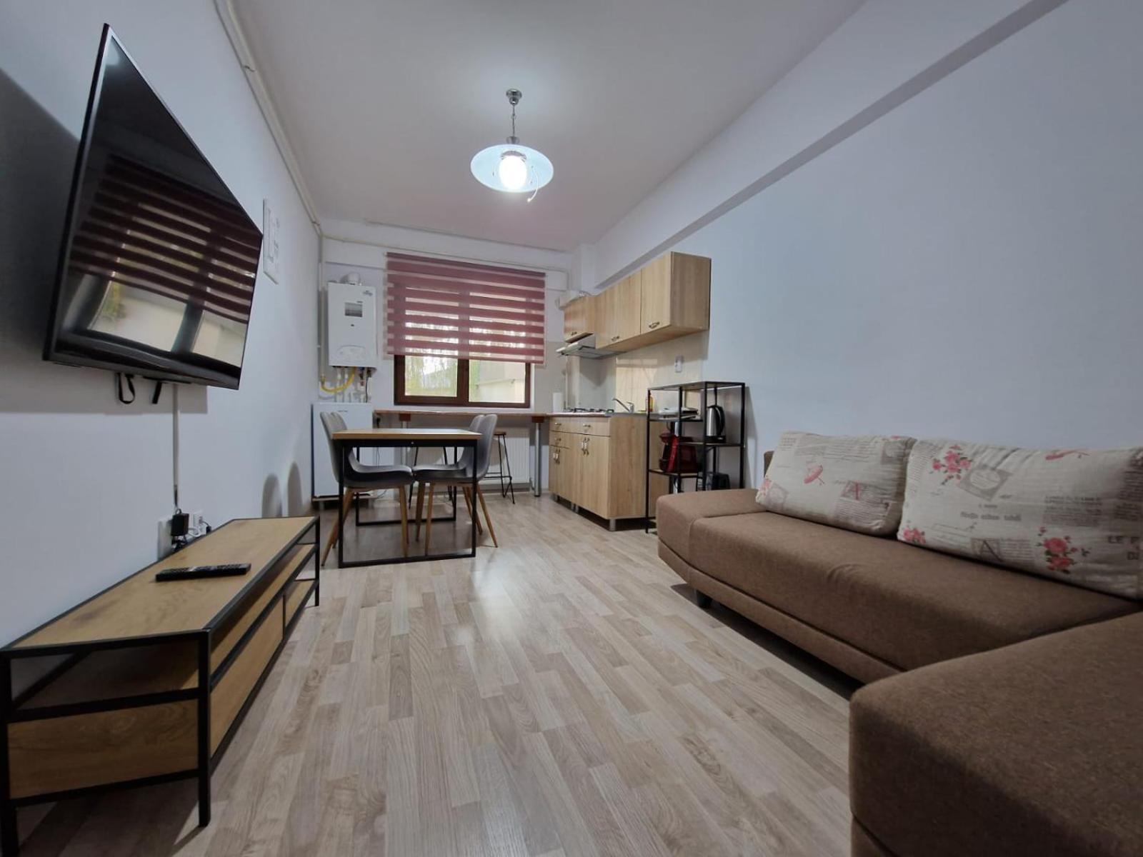 Cozy Apartment - Palas Ясси Екстер'єр фото